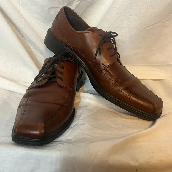 Ecco | Shoes | 6988 Ecco Mens Brown Square Toe Laceup Oxford  display picture 1